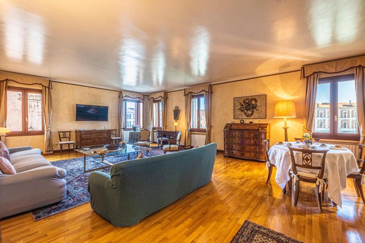 Ca' Pellegrini Luxury Grand Canal Венеция Экстерьер фото